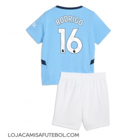 Camisa de Futebol Manchester City Rodri Hernandez #16 Equipamento Principal Infantil 2024-25 Manga Curta (+ Calças curtas)